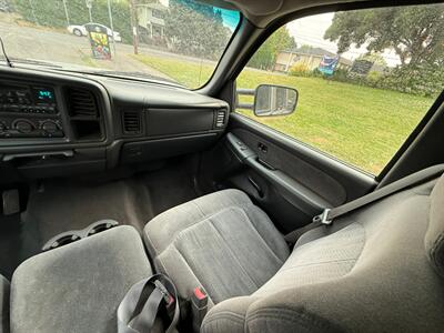 2002 Chevrolet Silverado 2500 - Photo 17 - Portland, OR 97202
