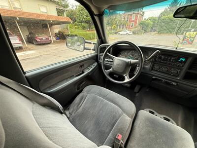 2002 Chevrolet Silverado 2500 - Photo 18 - Portland, OR 97202