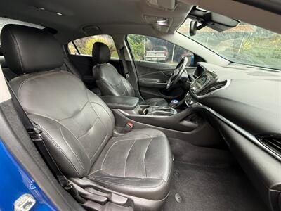 2018 Chevrolet Volt Premier   - Photo 10 - Portland, OR 97202