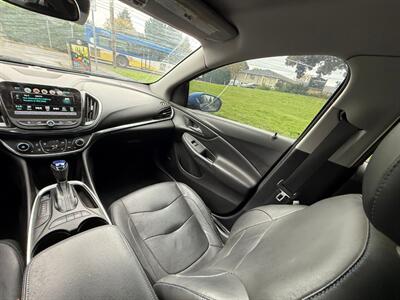 2018 Chevrolet Volt Premier   - Photo 15 - Portland, OR 97202