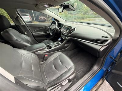 2018 Chevrolet Volt Premier   - Photo 9 - Portland, OR 97202