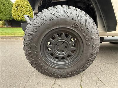 2017 Jeep Wrangler Unlimited Sport   - Photo 9 - Portland, OR 97202