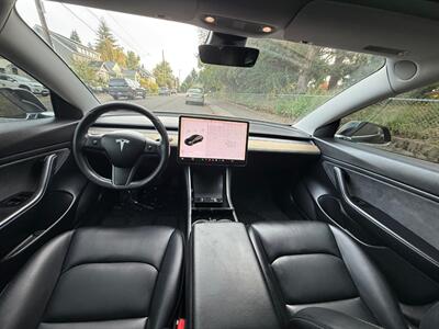 2019 Tesla Model 3 Mid Range   - Photo 14 - Portland, OR 97202