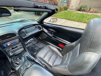 2004 Chevrolet Corvette   - Photo 20 - Portland, OR 97202