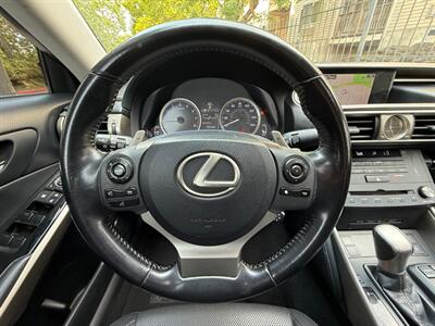 2015 Lexus IS 250   - Photo 20 - Portland, OR 97202