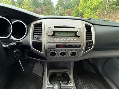 2005 Toyota Tacoma PreRunner V6 4dr Access Cab PreRunner V6   - Photo 16 - Portland, OR 97202
