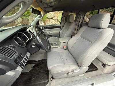 2005 Toyota Tacoma PreRunner V6 4dr Access Cab PreRunner V6   - Photo 10 - Portland, OR 97202