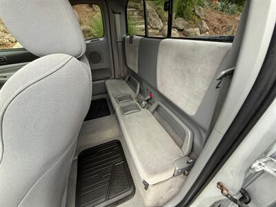 2005 Toyota Tacoma PreRunner V6 4dr Access Cab PreRunner V6   - Photo 11 - Portland, OR 97202