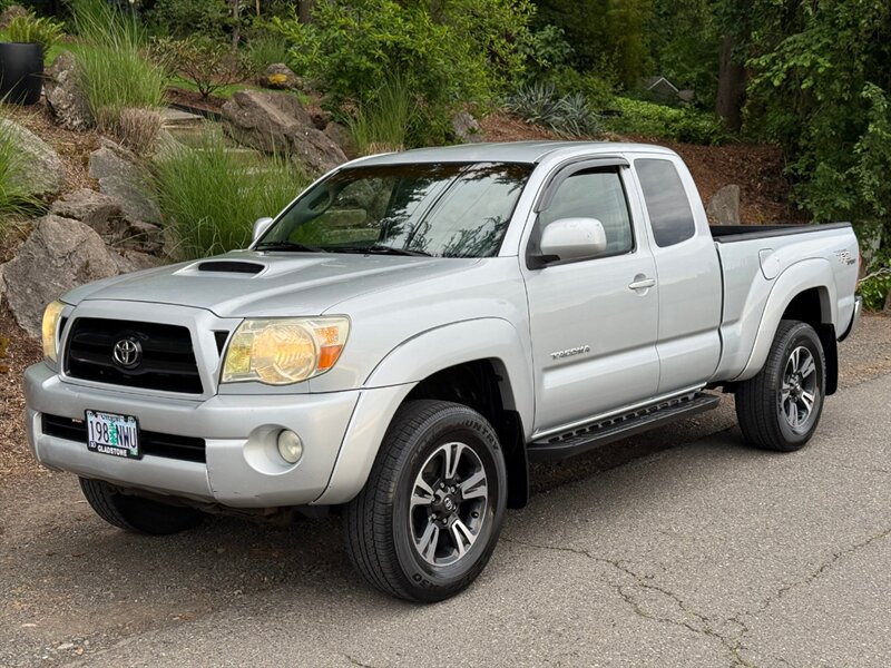 2005 Toyota Tacoma PreRunner V6 4dr Access Cab PreRunner V6 - Photo 1 - Portland, OR 97202