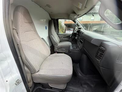 2016 Chevrolet Express 3500   - Photo 16 - Portland, OR 97202