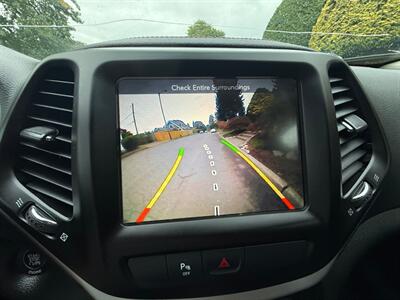 2015 Jeep Cherokee Trailhawk   - Photo 24 - Portland, OR 97202