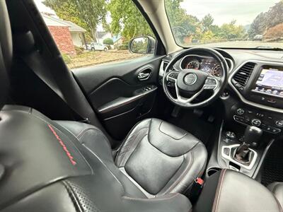 2015 Jeep Cherokee Trailhawk   - Photo 20 - Portland, OR 97202