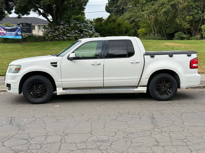 2009 Ford Explorer Sport Trac Limited - Photo 2 - Portland, OR 97202
