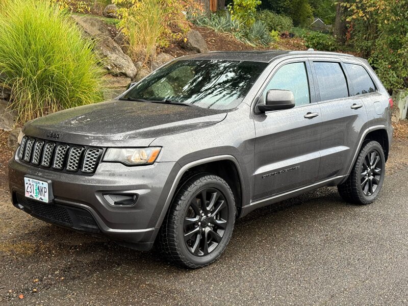 2017 Jeep Grand Cherokee Altitude - Photo 1 - Portland, OR 97202