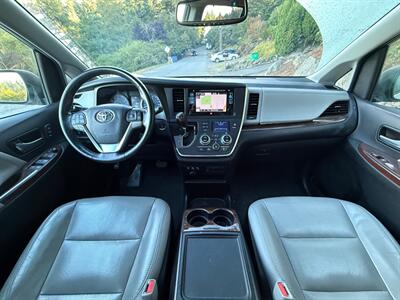 2017 Toyota Sienna Limited 7-Passenger   - Photo 17 - Portland, OR 97202