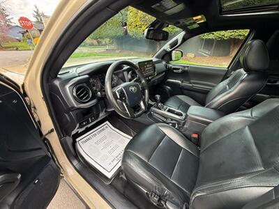 2018 Toyota Tacoma TRD Off-Road   - Photo 7 - Portland, OR 97202