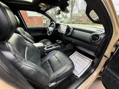 2018 Toyota Tacoma TRD Off-Road   - Photo 9 - Portland, OR 97202