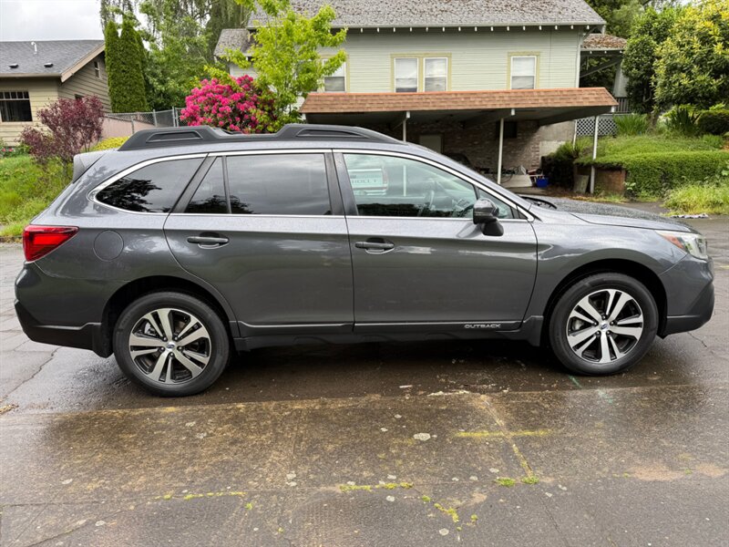 2018 Subaru Outback 2.5i Limited - Photo 6 - Portland, OR 97202