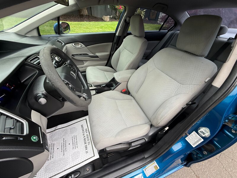 2015 Honda Civic LX - Photo 8 - Portland, OR 97202