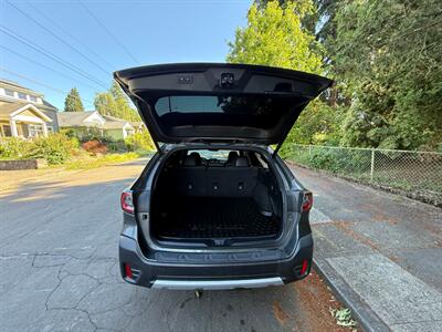 2020 Subaru Outback Limited   - Photo 9 - Portland, OR 97202