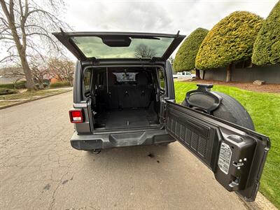 2018 Jeep Wrangler Unlimited Sport S - Photo 10 - Portland, OR 97202