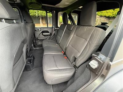 2018 Jeep Wrangler Unlimited Sport S - Photo 17 - Portland, OR 97202