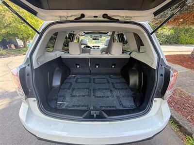 2017 Subaru Forester 2.5i Premium   - Photo 8 - Portland, OR 97202