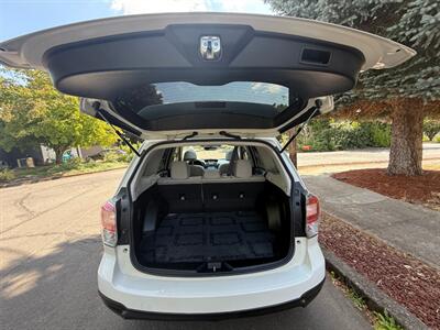 2017 Subaru Forester 2.5i Premium   - Photo 7 - Portland, OR 97202
