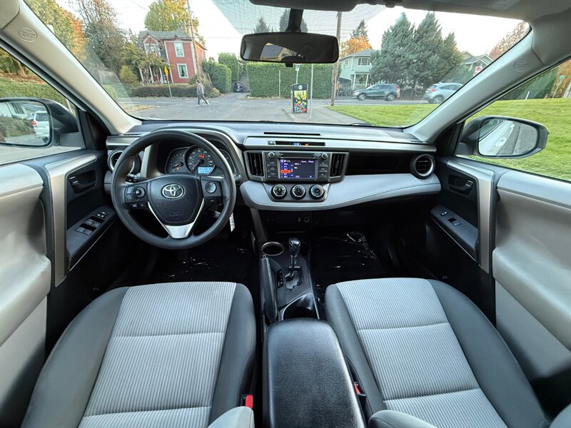 2013 Toyota RAV4 LE - Photo 16 - Portland, OR 97202