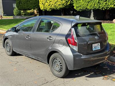 2015 Toyota Prius c Four   - Photo 3 - Portland, OR 97202