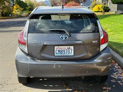 2015 Toyota Prius c Four   - Photo 5 - Portland, OR 97202