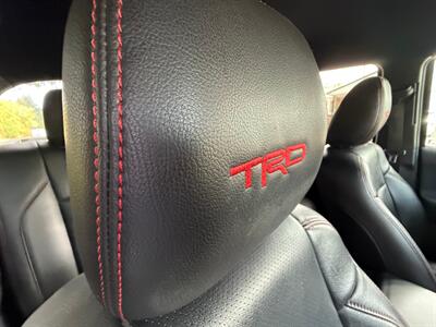 2019 Toyota Tacoma TRD Sport   - Photo 13 - Portland, OR 97202