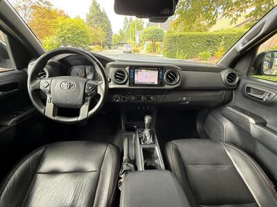 2019 Toyota Tacoma TRD Sport   - Photo 16 - Portland, OR 97202