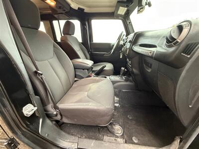 2017 Jeep Wrangler Unlimited Sport S   - Photo 10 - Portland, OR 97202