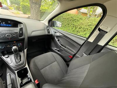 2018 Ford Focus SE - Photo 15 - Portland, OR 97202