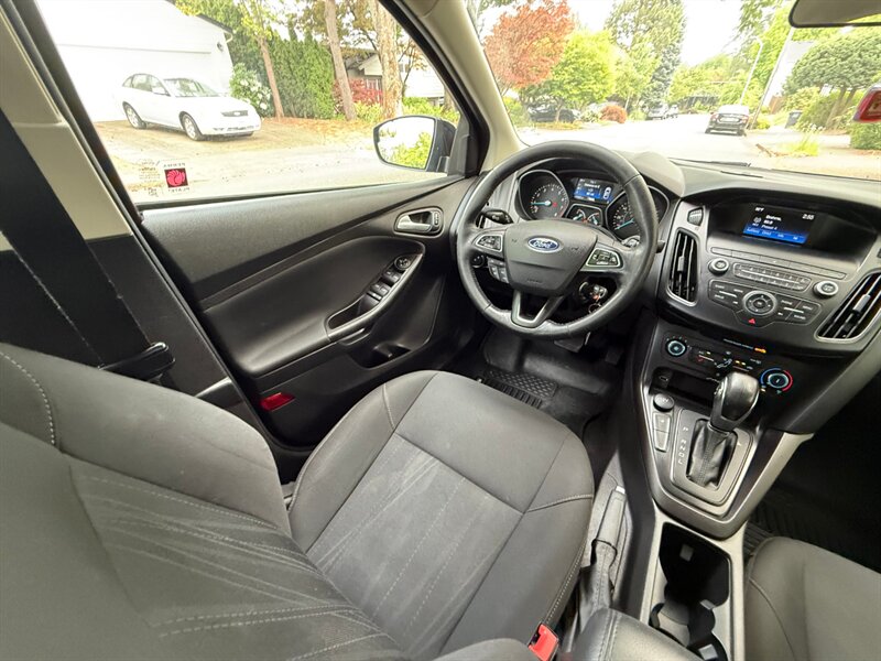 2018 Ford Focus SE - Photo 16 - Portland, OR 97202