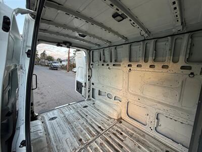 2018 Nissan NV 2500 HD S   - Photo 16 - Portland, OR 97202