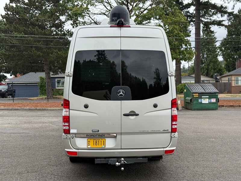 2017 Mercedes-Benz Sprinter 3500 Roadtrek E-trek RS Adventurous XL 4x4 - Photo 8 - Portland, OR 97202