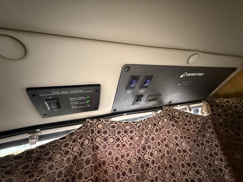 2017 Mercedes-Benz Sprinter 3500 Roadtrek E-trek RS Adventurous XL 4x4 - Photo 37 - Portland, OR 97202