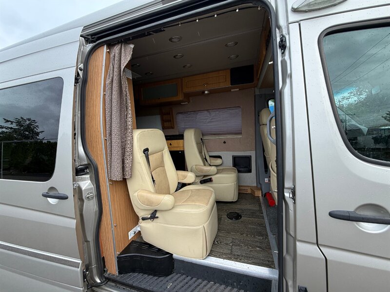 2017 Mercedes-Benz Sprinter 3500 Roadtrek E-trek RS Adventurous XL 4x4 - Photo 17 - Portland, OR 97202
