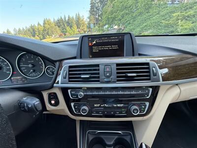 2017 BMW 320i   - Photo 15 - Portland, OR 97202