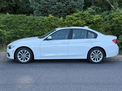 2017 BMW 320i   - Photo 2 - Portland, OR 97202