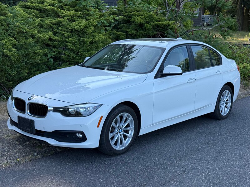2017 BMW 320i - Photo 1 - Portland, OR 97202
