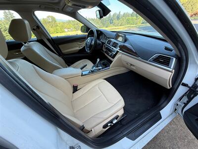 2017 BMW 320i   - Photo 9 - Portland, OR 97202