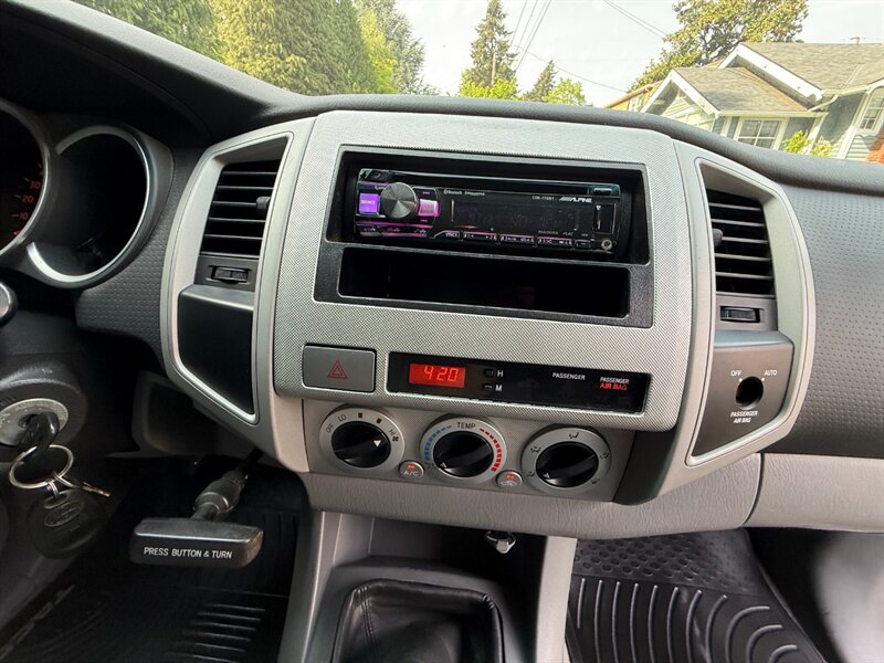 2011 Toyota Tacoma SR5 - Photo 23 - Portland, OR 97202