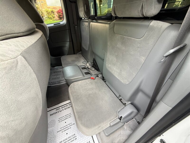 2011 Toyota Tacoma SR5 - Photo 17 - Portland, OR 97202
