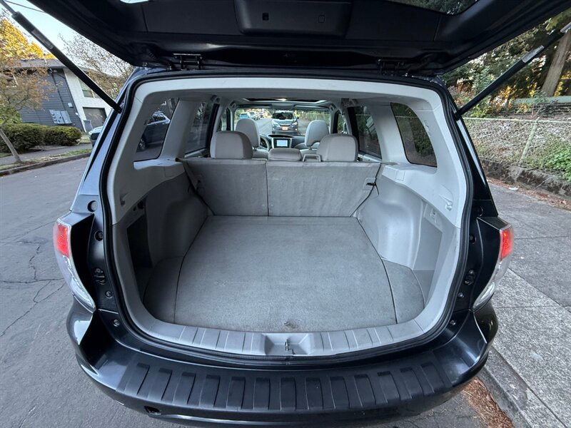 2010 Subaru Forester 2.5X Premium - Photo 8 - Portland, OR 97202