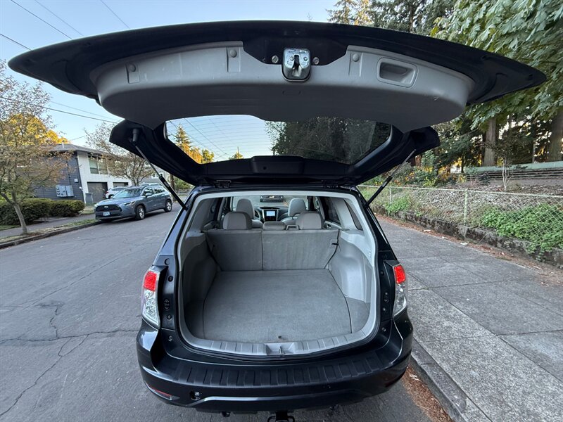 2010 Subaru Forester 2.5X Premium - Photo 7 - Portland, OR 97202