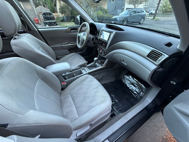 2010 Subaru Forester 2.5X Premium - Photo 12 - Portland, OR 97202