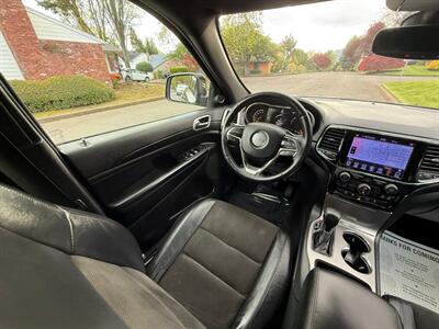 2019 Jeep Grand Cherokee Laredo   - Photo 18 - Portland, OR 97202